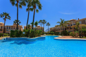 Apartamento playa con piscina y terraza en urbanizacion de lujo